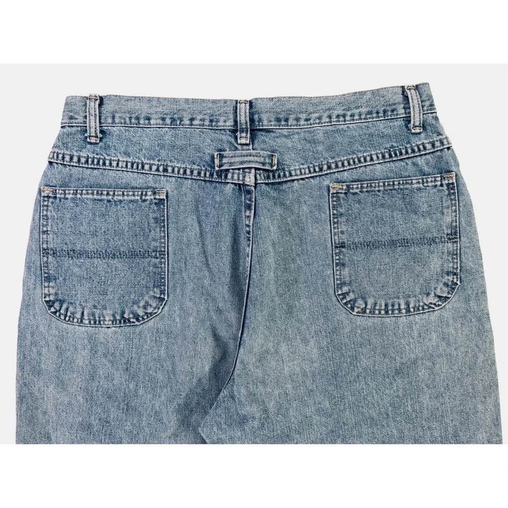 VINTAGE Wrangler Women's Size 14/30 High Rise Tappered Straight Leg Jeans